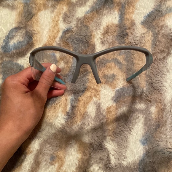 GWG Safety Glasses - Picture 1 of 4